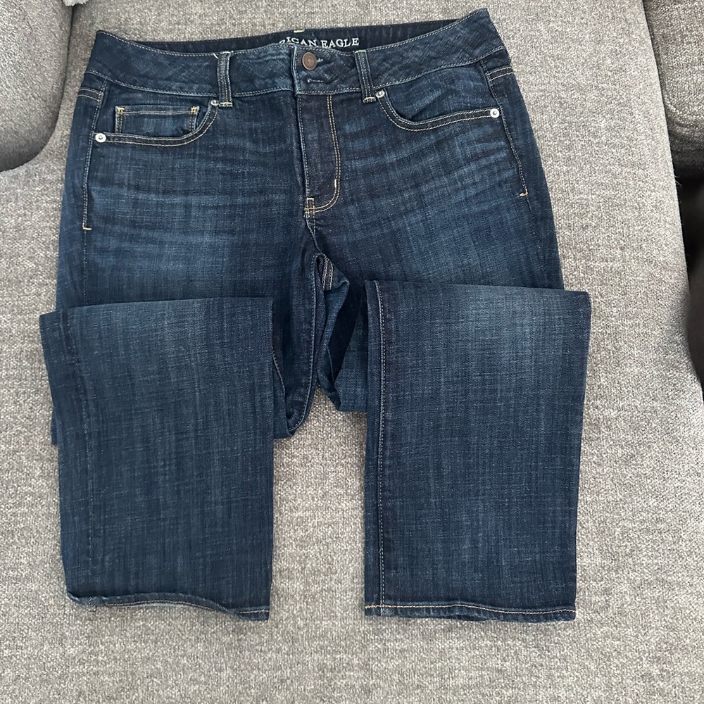 Women’s American Eagle jeans - Picture 2 of 5